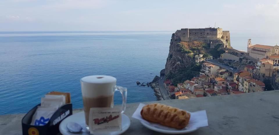 Al Quindici Scilla B&B 외부 사진